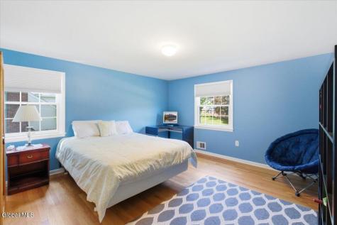 1354 Rowe Road Niskayuna NY 12309