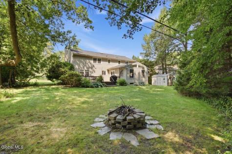 1354 Rowe Road Niskayuna NY 12309