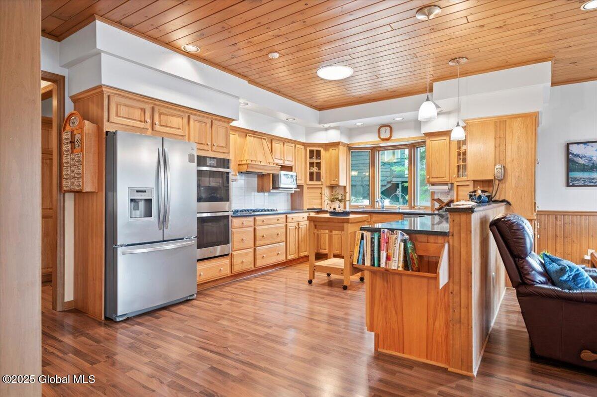 536 East Shore Drive Adirondack NY 12808