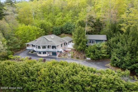 536 East Shore Drive Adirondack NY 12808