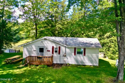 201 Lake Nancy Road Middle Grove NY 12850