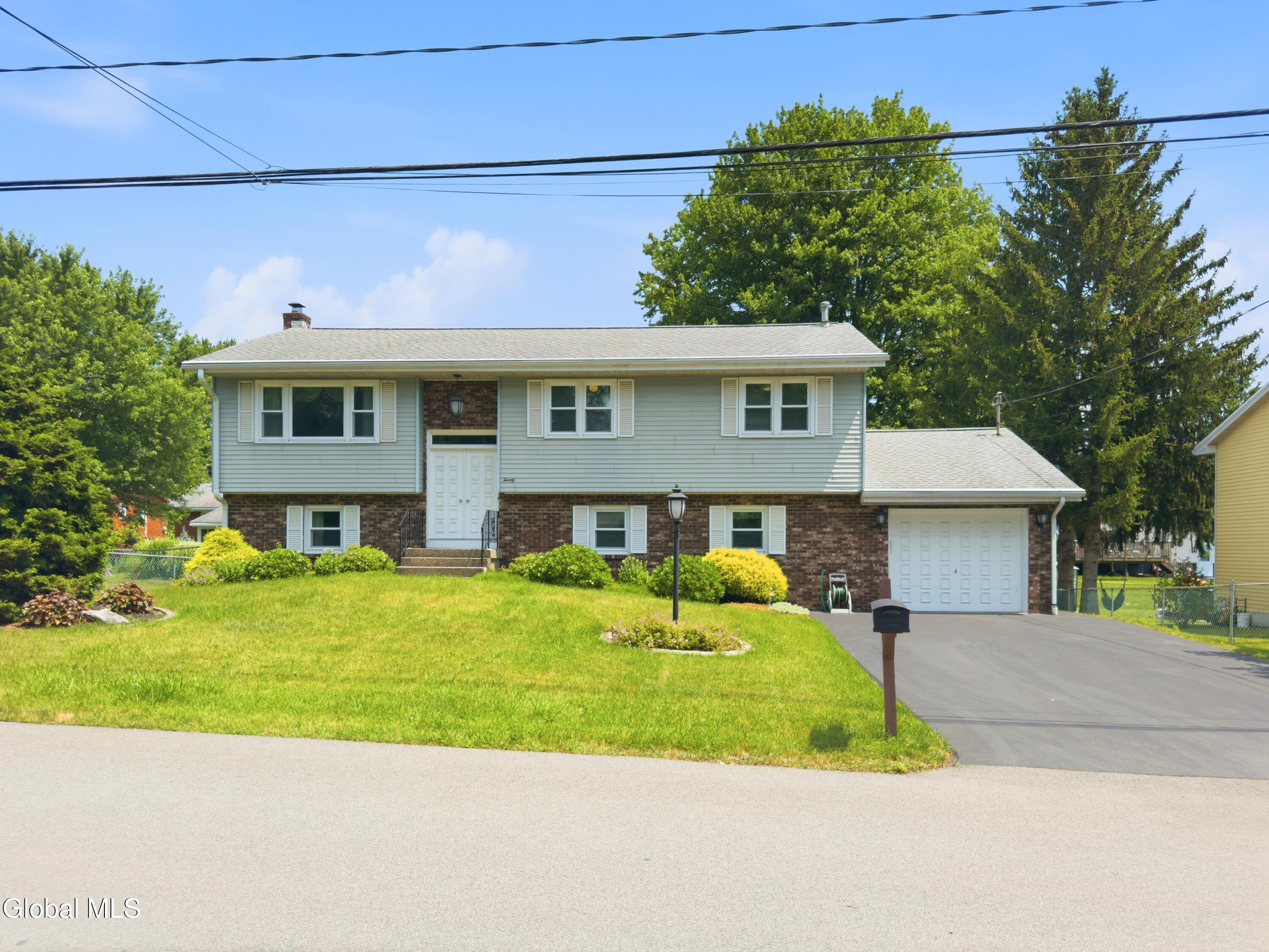 20 Wendell Drive Albany NY 12205