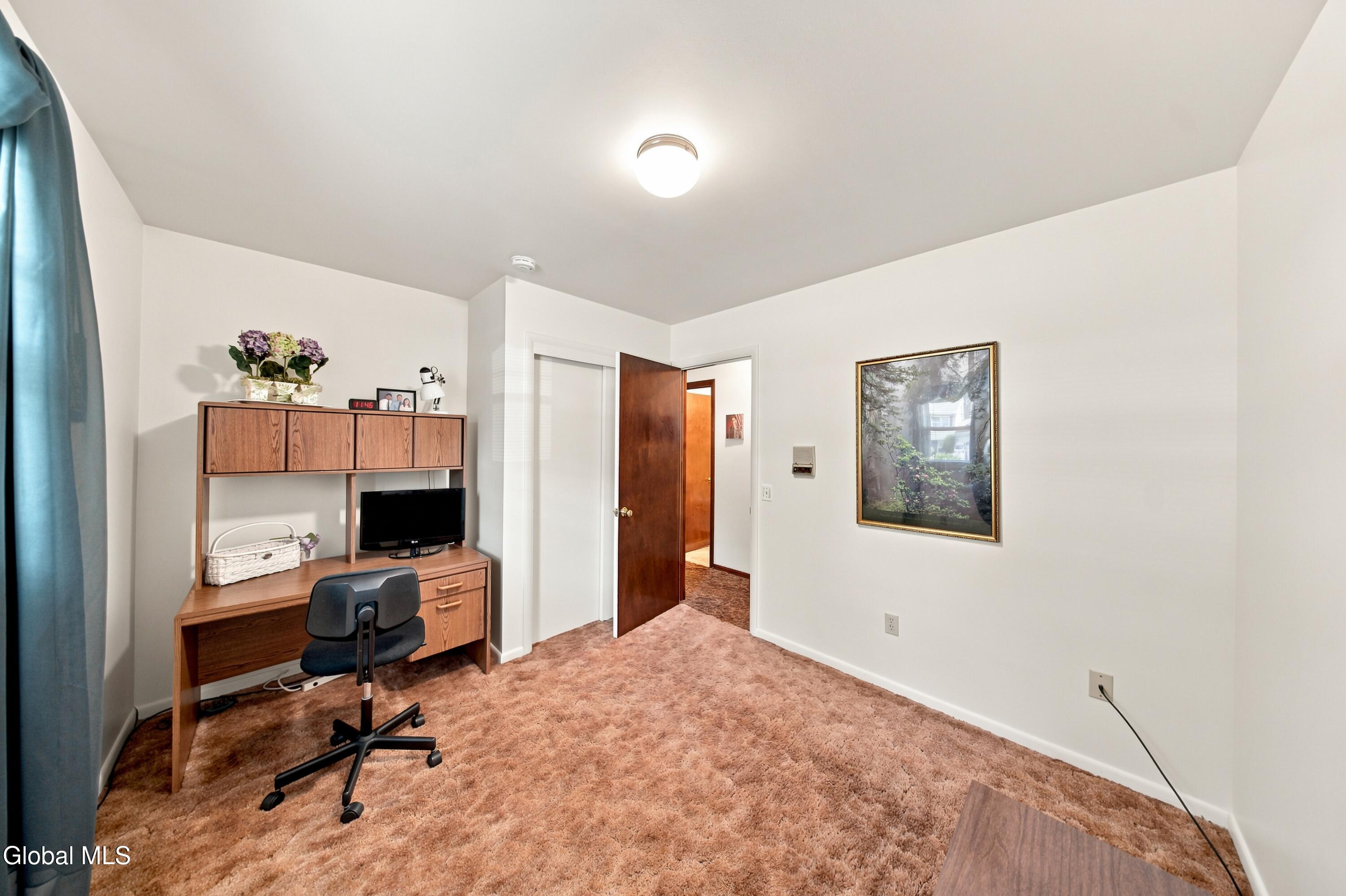 20 Wendell Drive Albany NY 12205