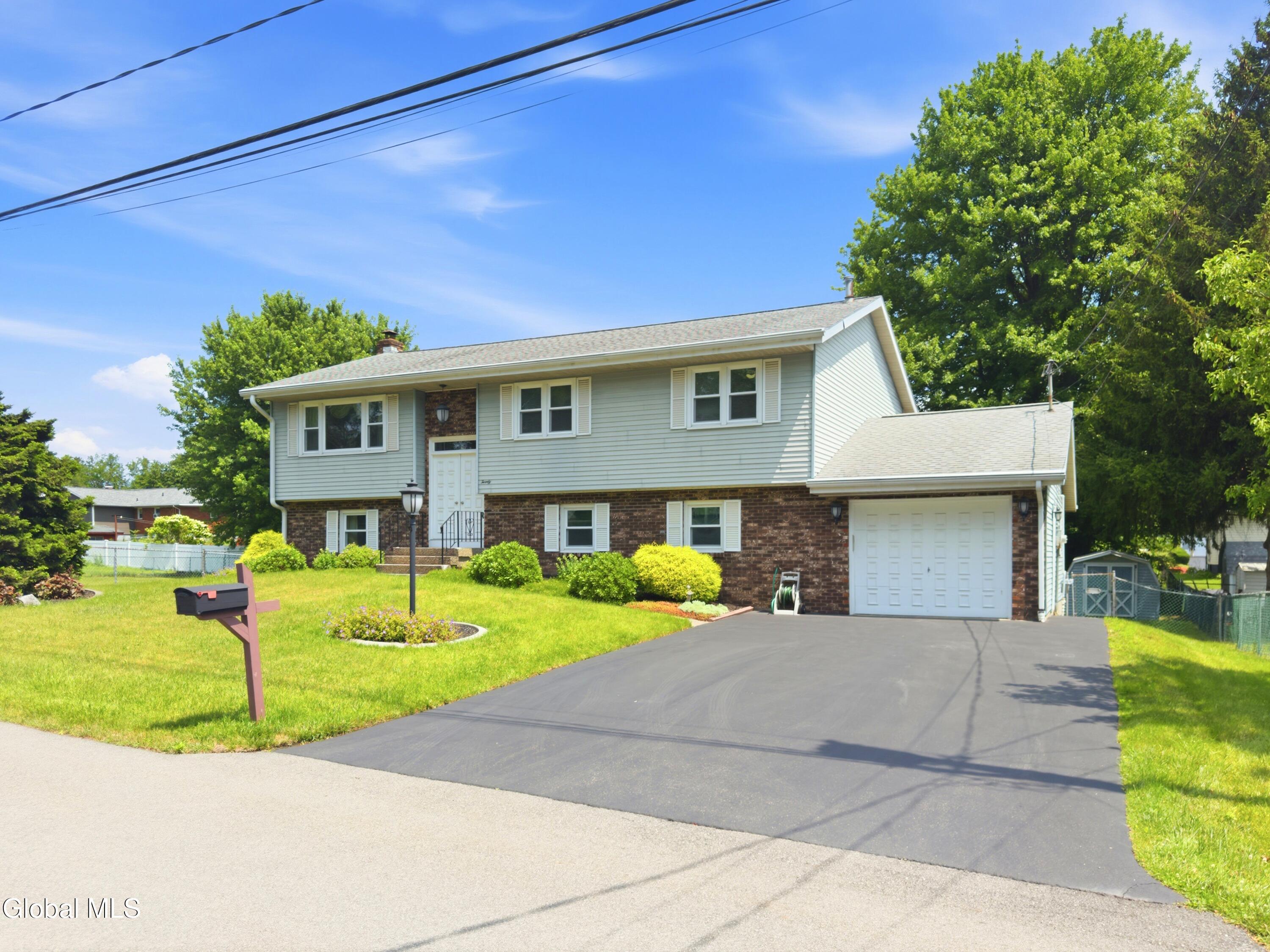 20 Wendell Drive Albany NY 12205