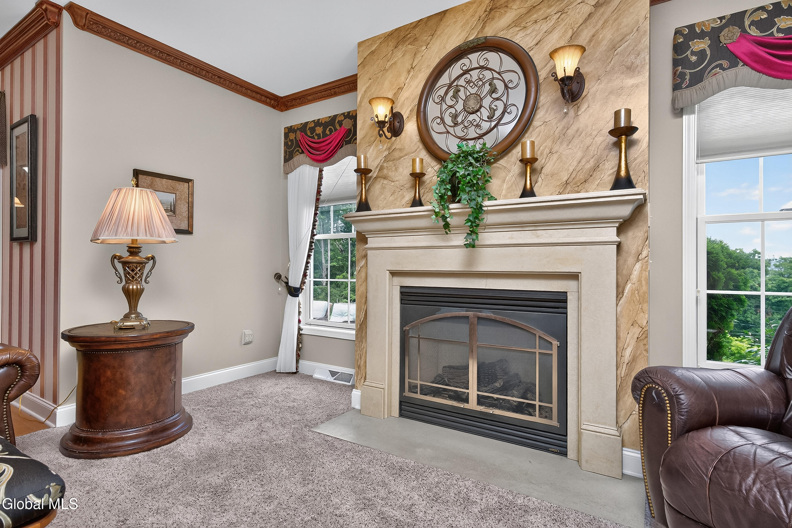 14 Ridgefield Way Watervliet NY 12189