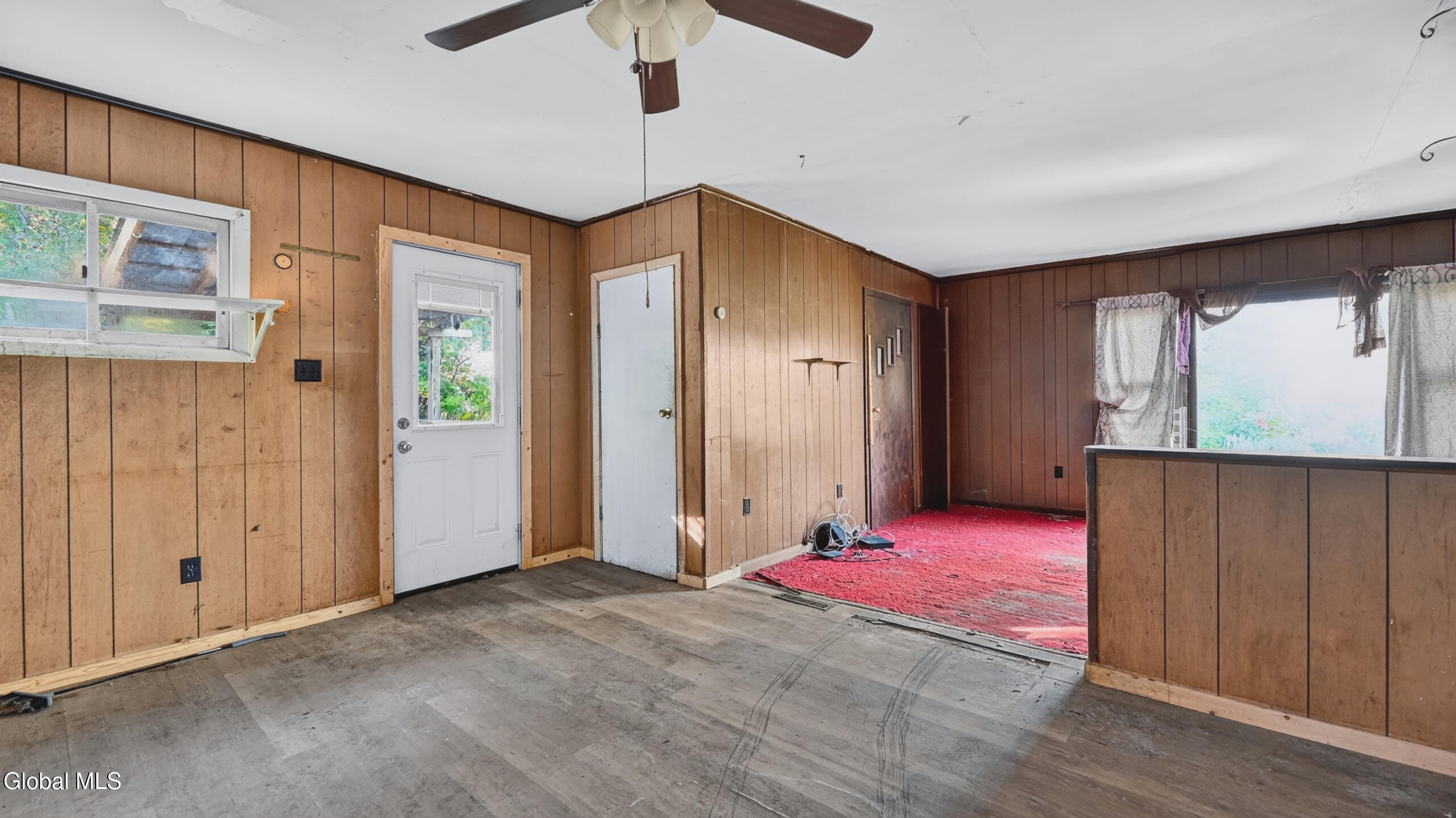 9 Hillcrest Avenue Gloversville NY 12078