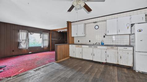 9 Hillcrest Avenue Gloversville NY 12078