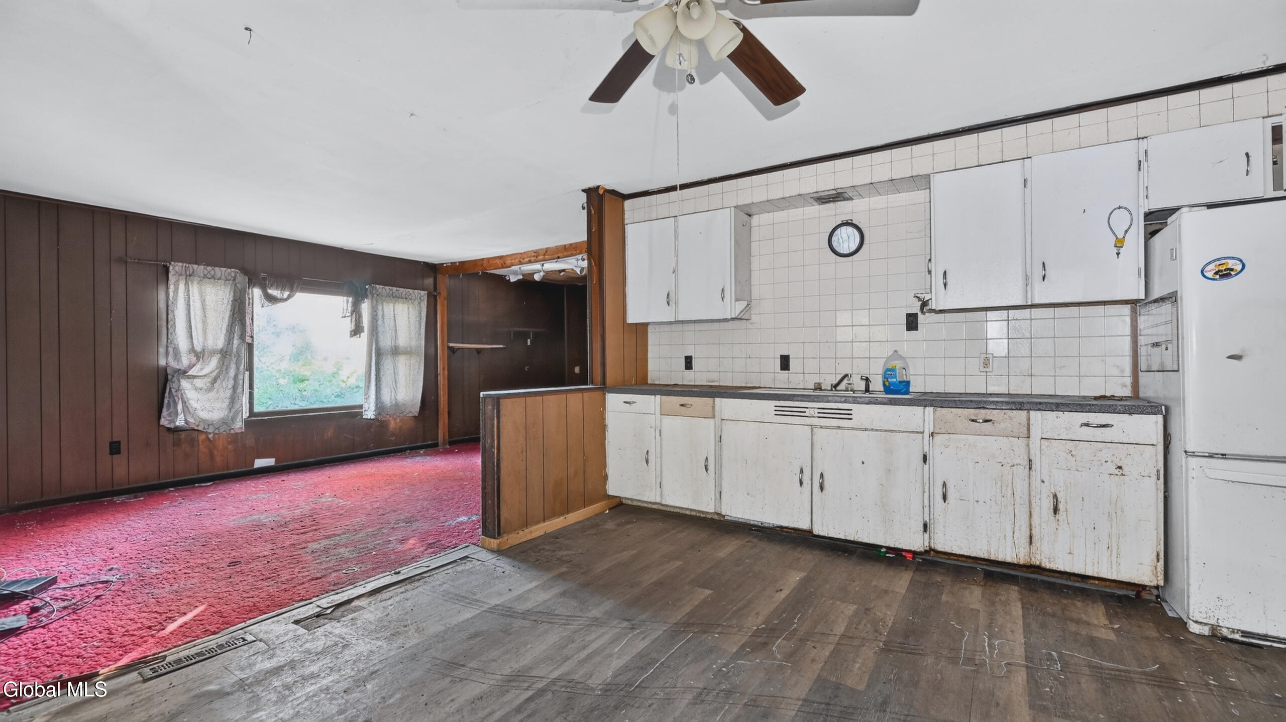 9 Hillcrest Avenue Gloversville NY 12078