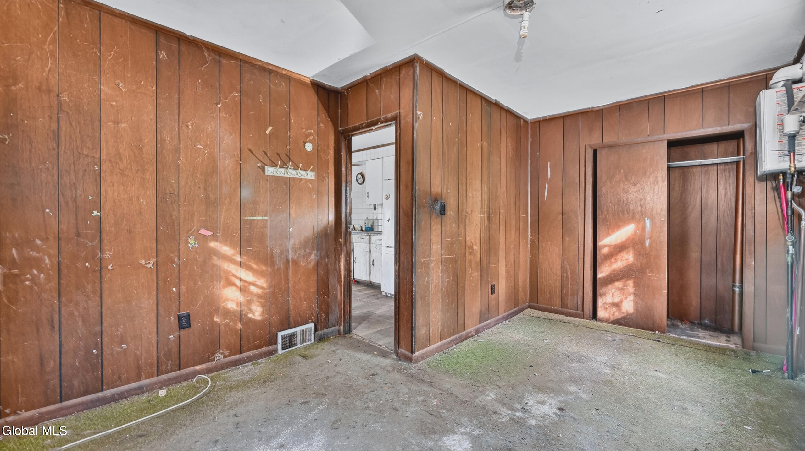9 Hillcrest Avenue Gloversville NY 12078