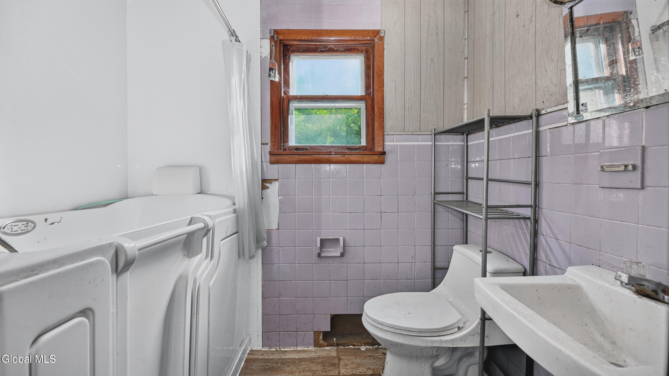 9 Hillcrest Avenue Gloversville NY 12078