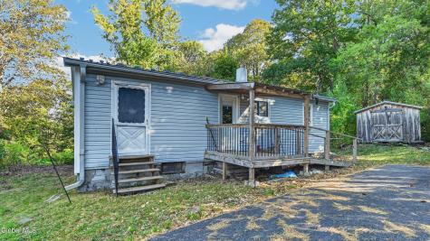 9 Hillcrest Avenue Gloversville NY 12078