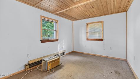 9 Hillcrest Avenue Gloversville NY 12078