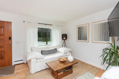 3 Benton Drive Saratoga Springs NY 12866