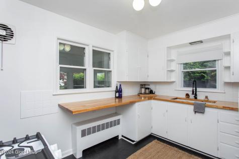 3 Benton Drive Saratoga Springs NY 12866