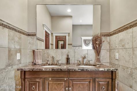 20 Heather Ridge Road Troy NY 12180