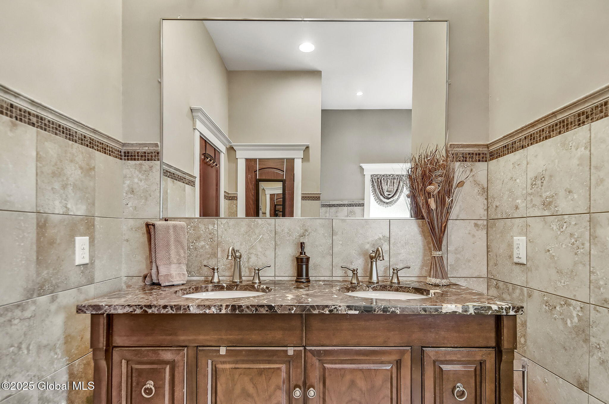 20 Heather Ridge Road Troy NY 12180