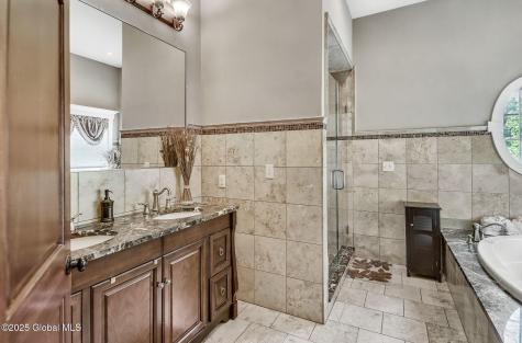 20 Heather Ridge Road Troy NY 12180