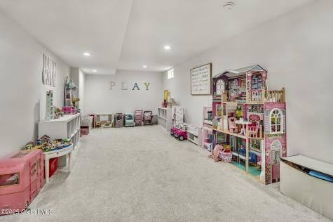 20 Heather Ridge Road Troy NY 12180