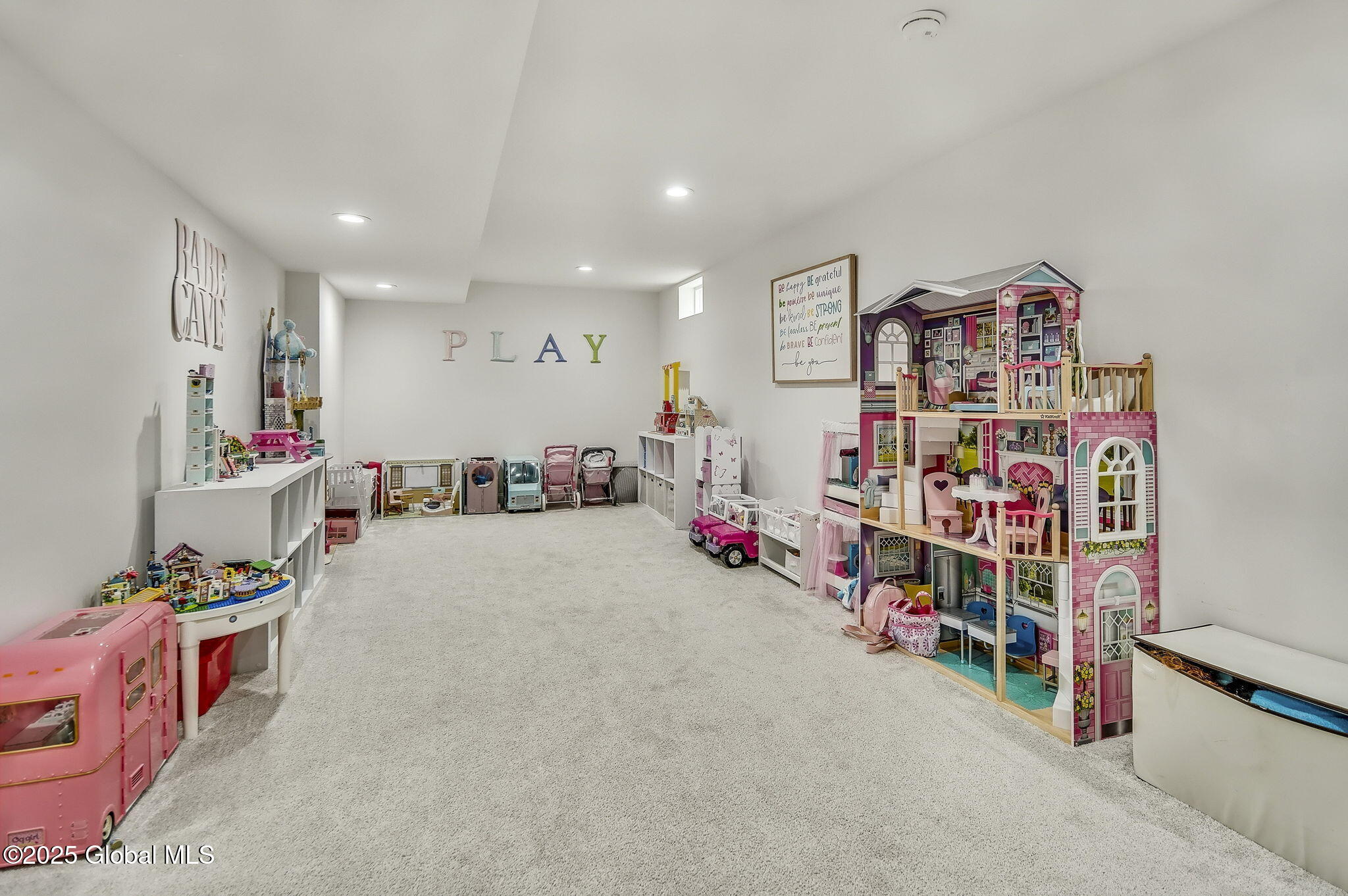 20 Heather Ridge Road Troy NY 12180