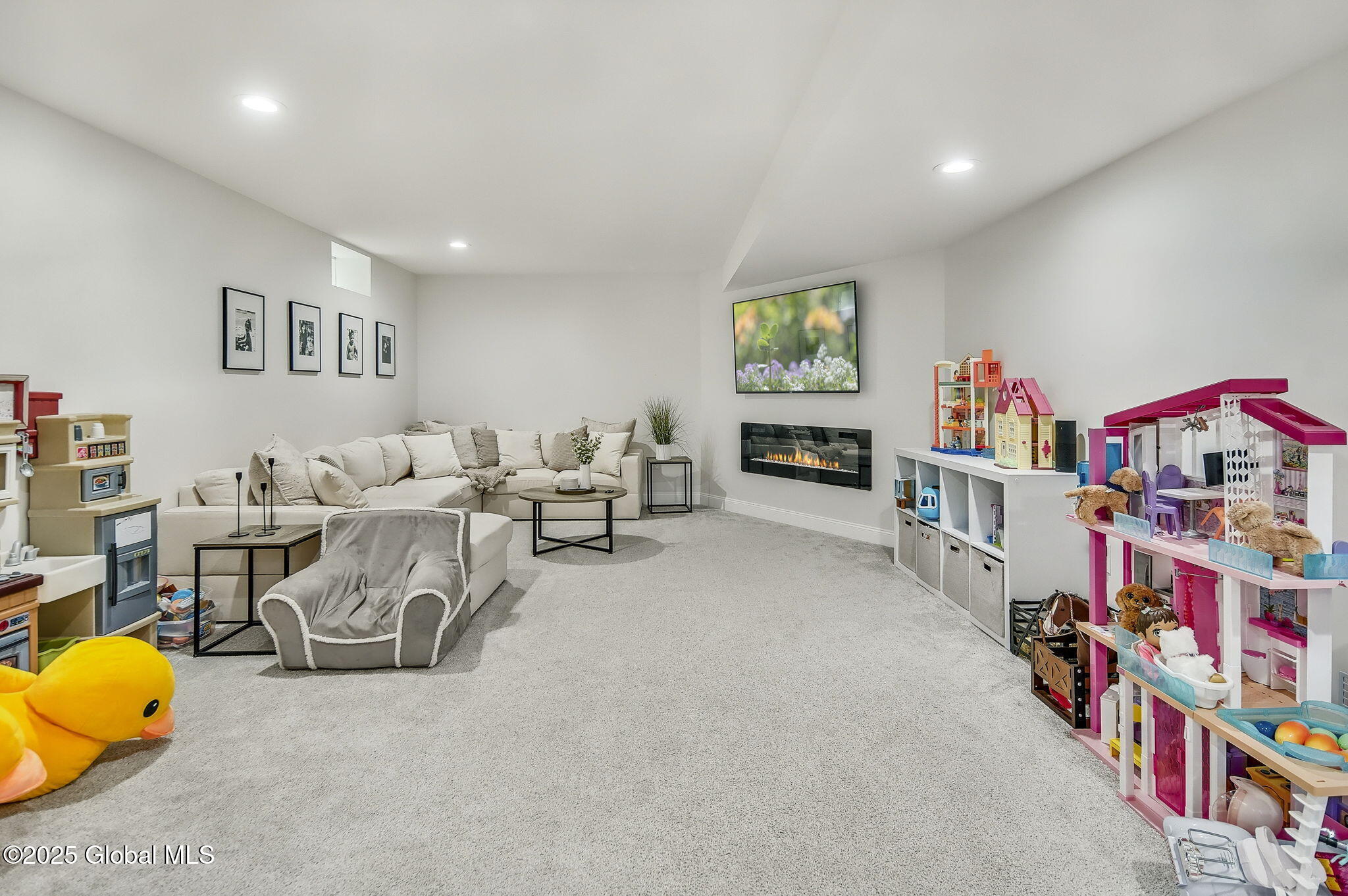 20 Heather Ridge Road Troy NY 12180