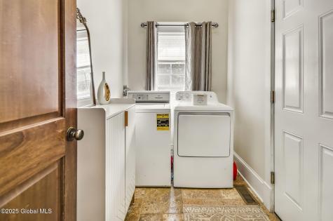 20 Heather Ridge Road Troy NY 12180