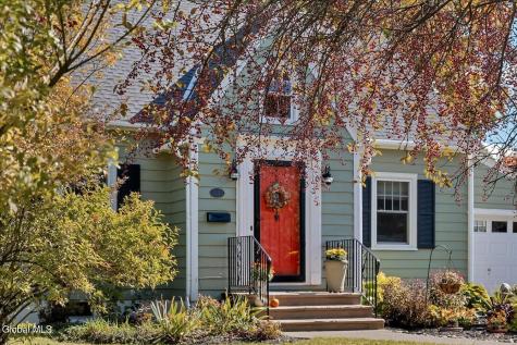 1550 Valencia Road Niskayuna NY 12309