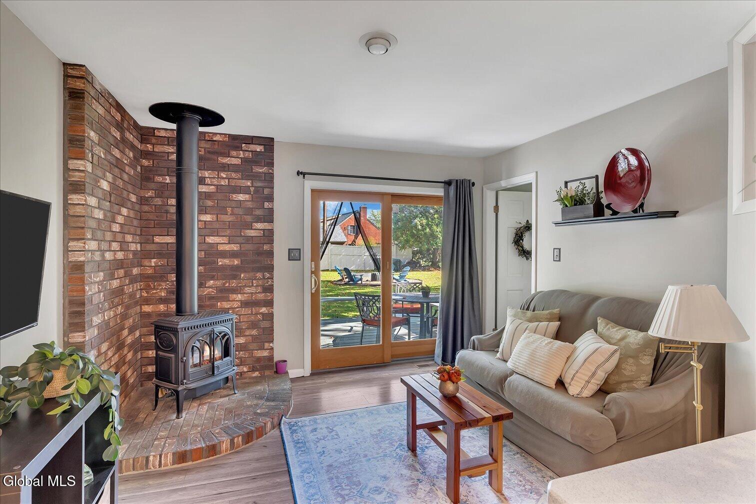 1550 Valencia Road Niskayuna NY 12309
