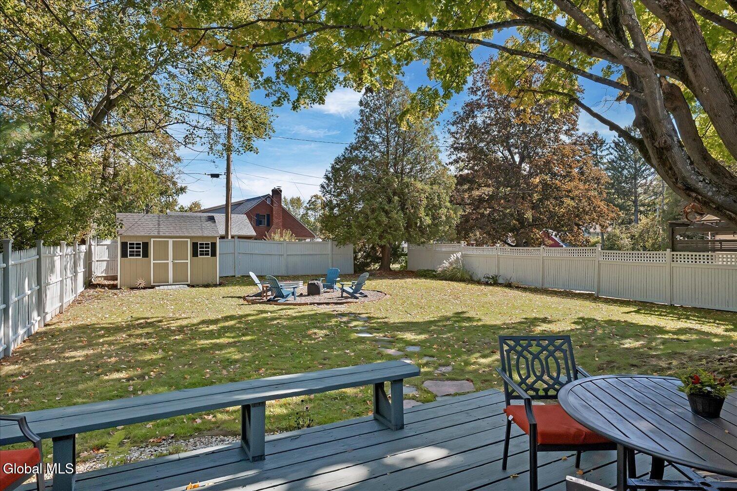 1550 Valencia Road Niskayuna NY 12309