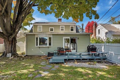 1550 Valencia Road Niskayuna NY 12309
