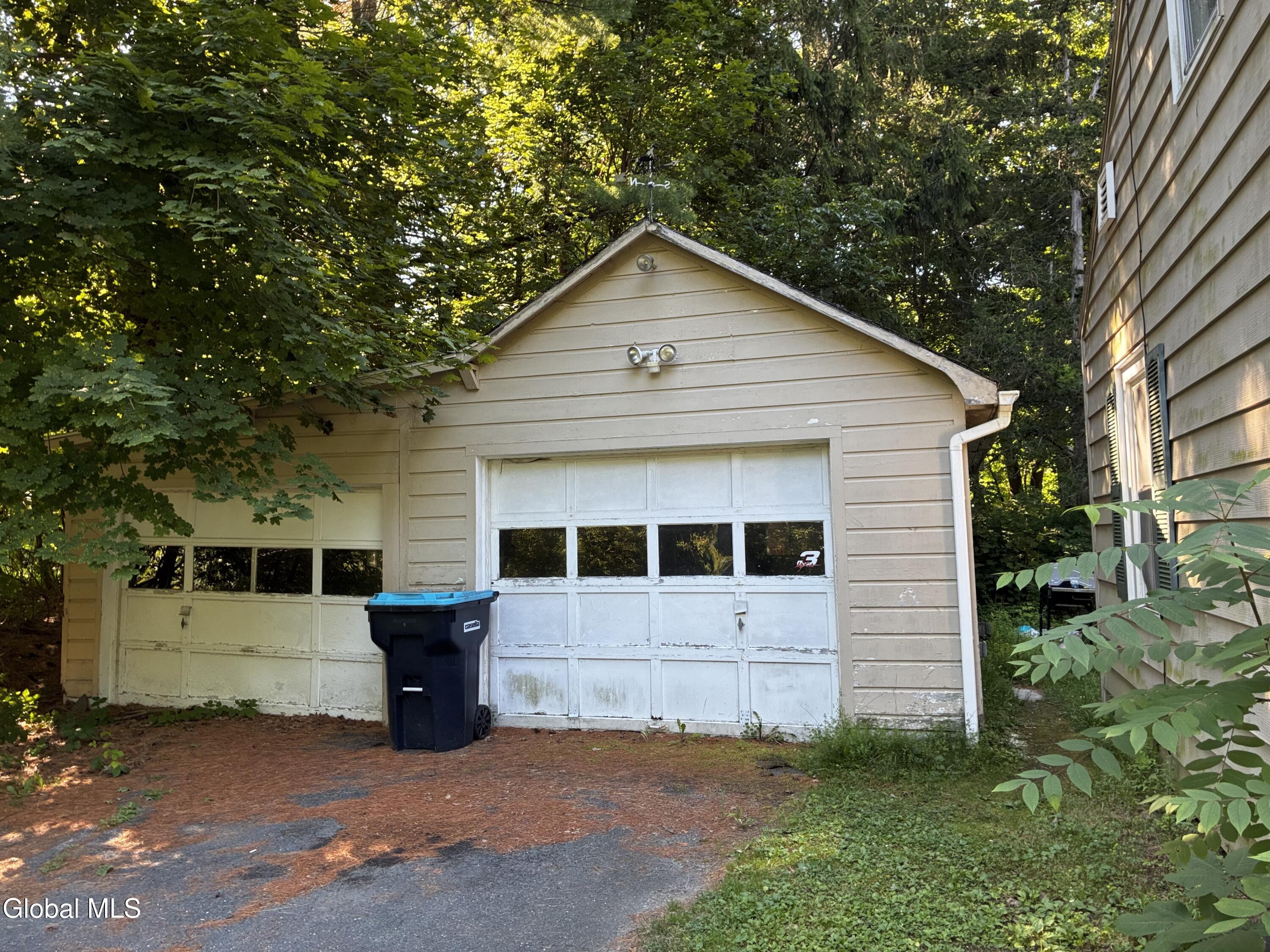 284 Snyders Corners Road Poestenkill NY 12198