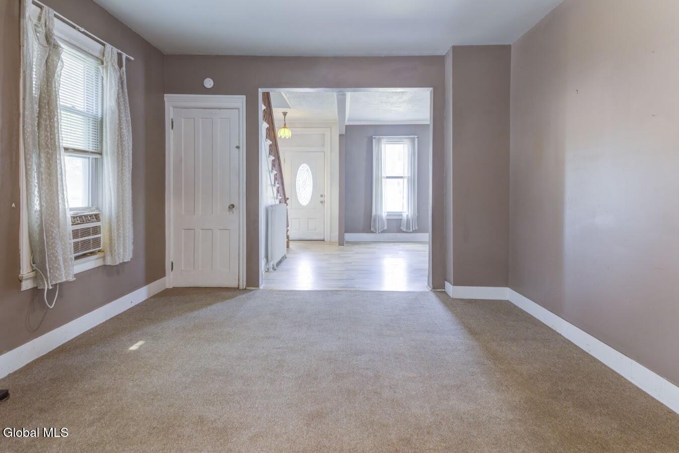 212 Glebe Street Johnstown NY 12095