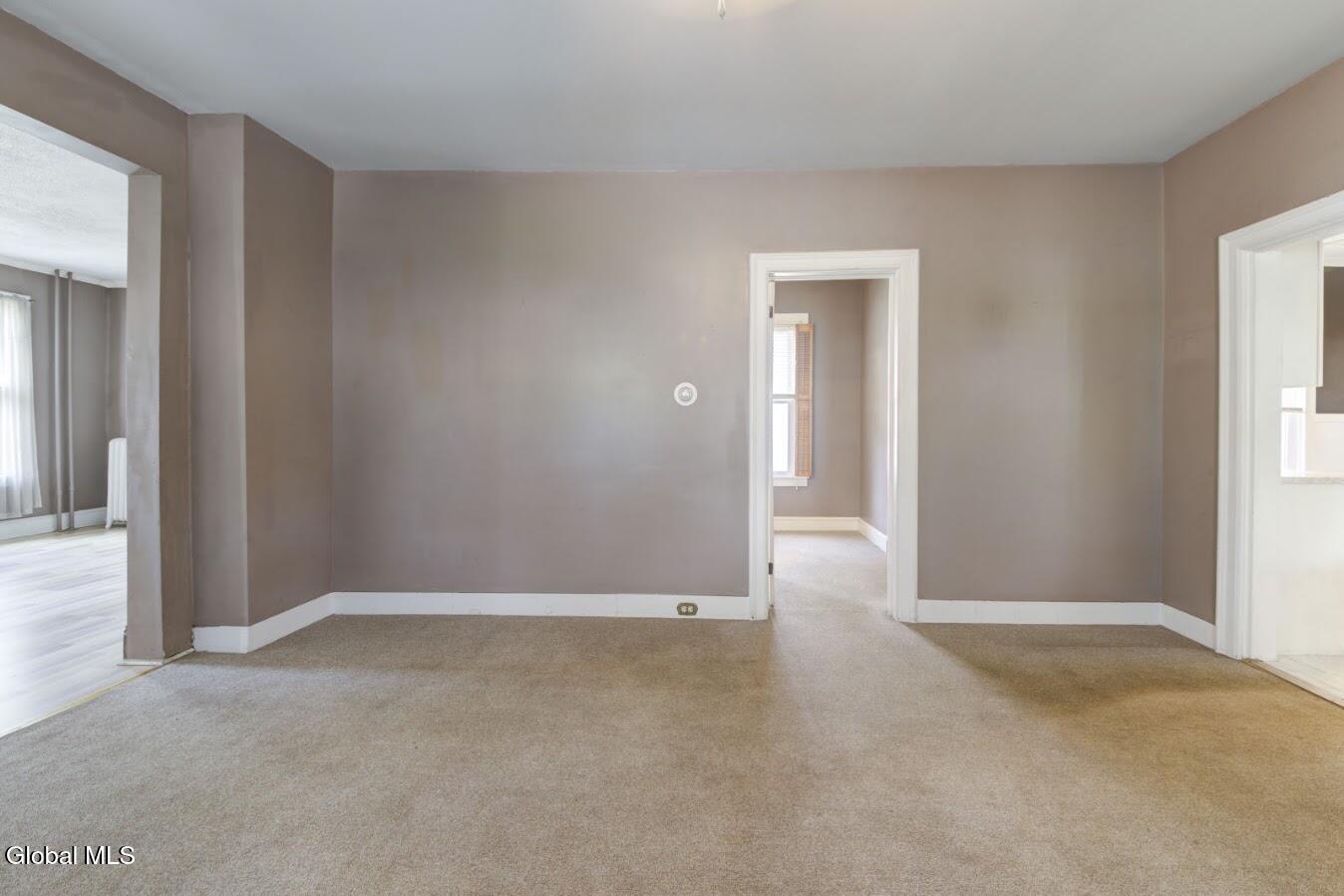 212 Glebe Street Johnstown NY 12095