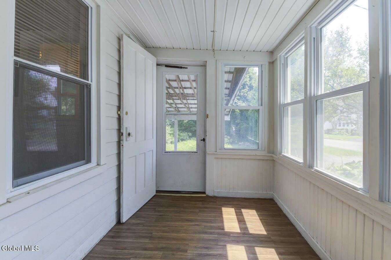 212 Glebe Street Johnstown NY 12095