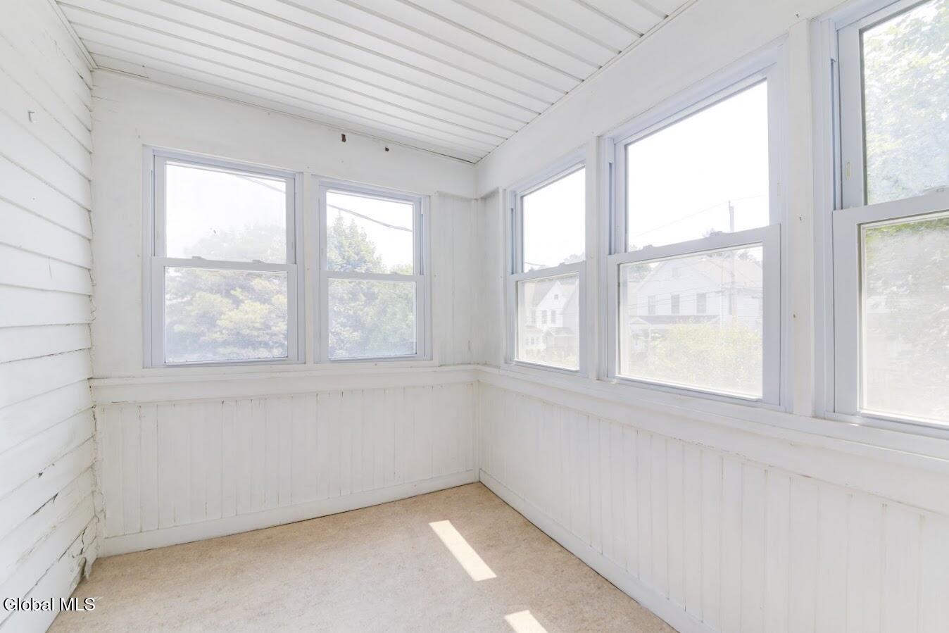 212 Glebe Street Johnstown NY 12095