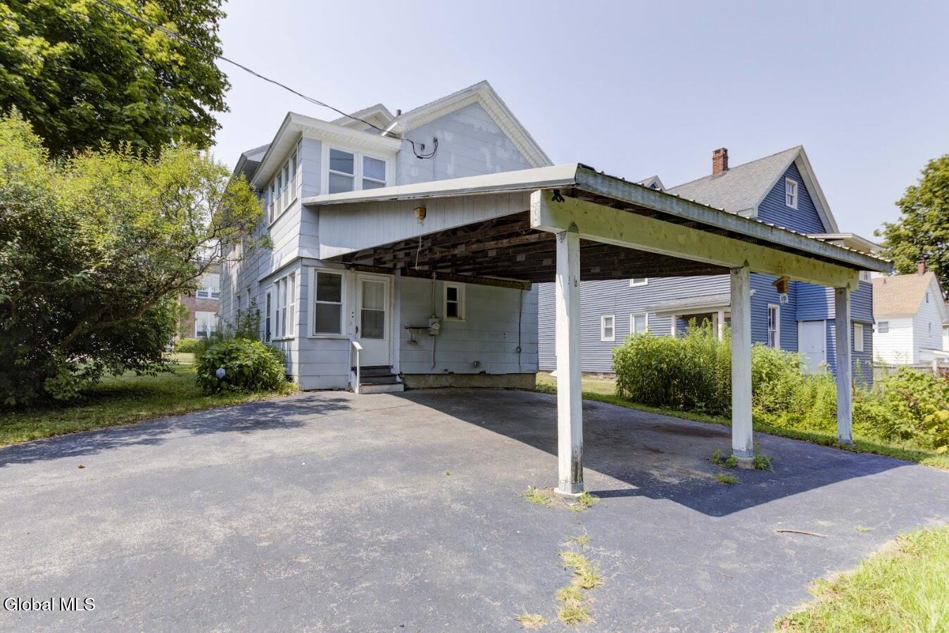 212 Glebe Street Johnstown NY 12095