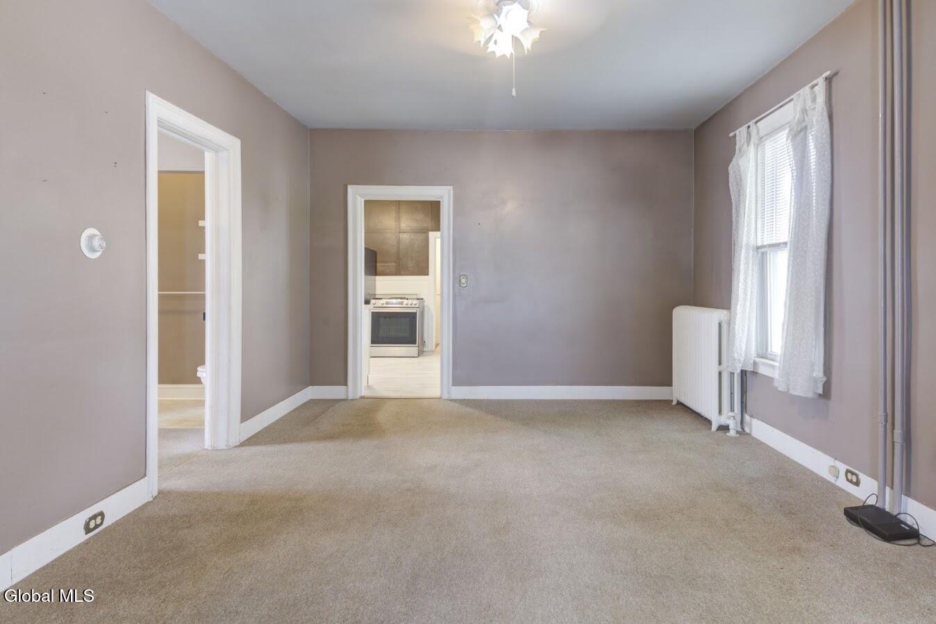 212 Glebe Street Johnstown NY 12095