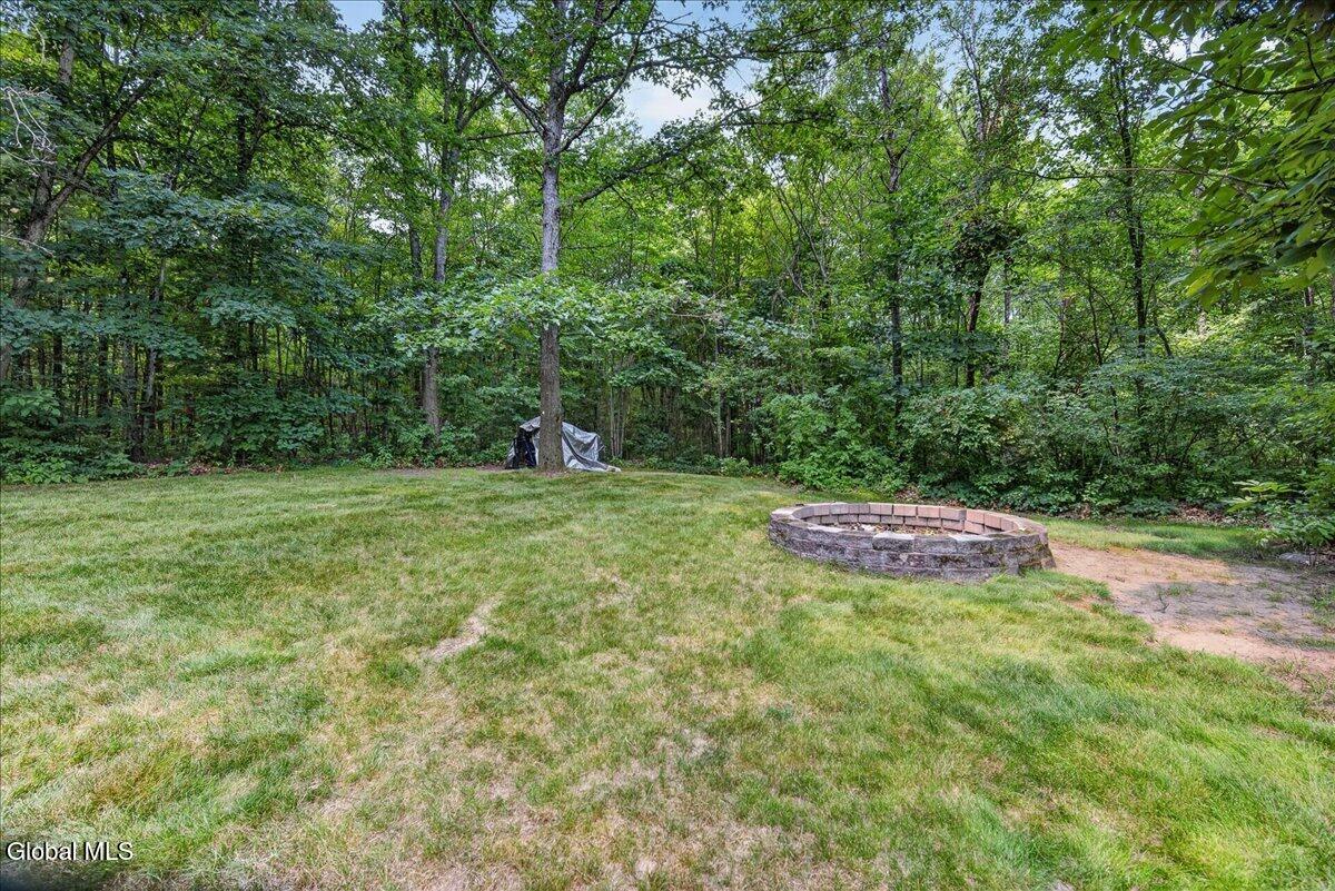 22 Wheeler Drive Ballston Lake NY 12019
