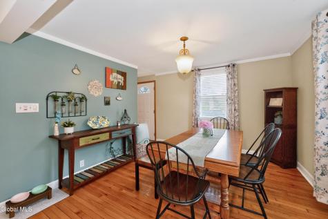 4 Eisenhower Court Colonie NY 12205