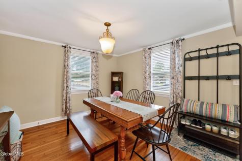 4 Eisenhower Court Colonie NY 12205