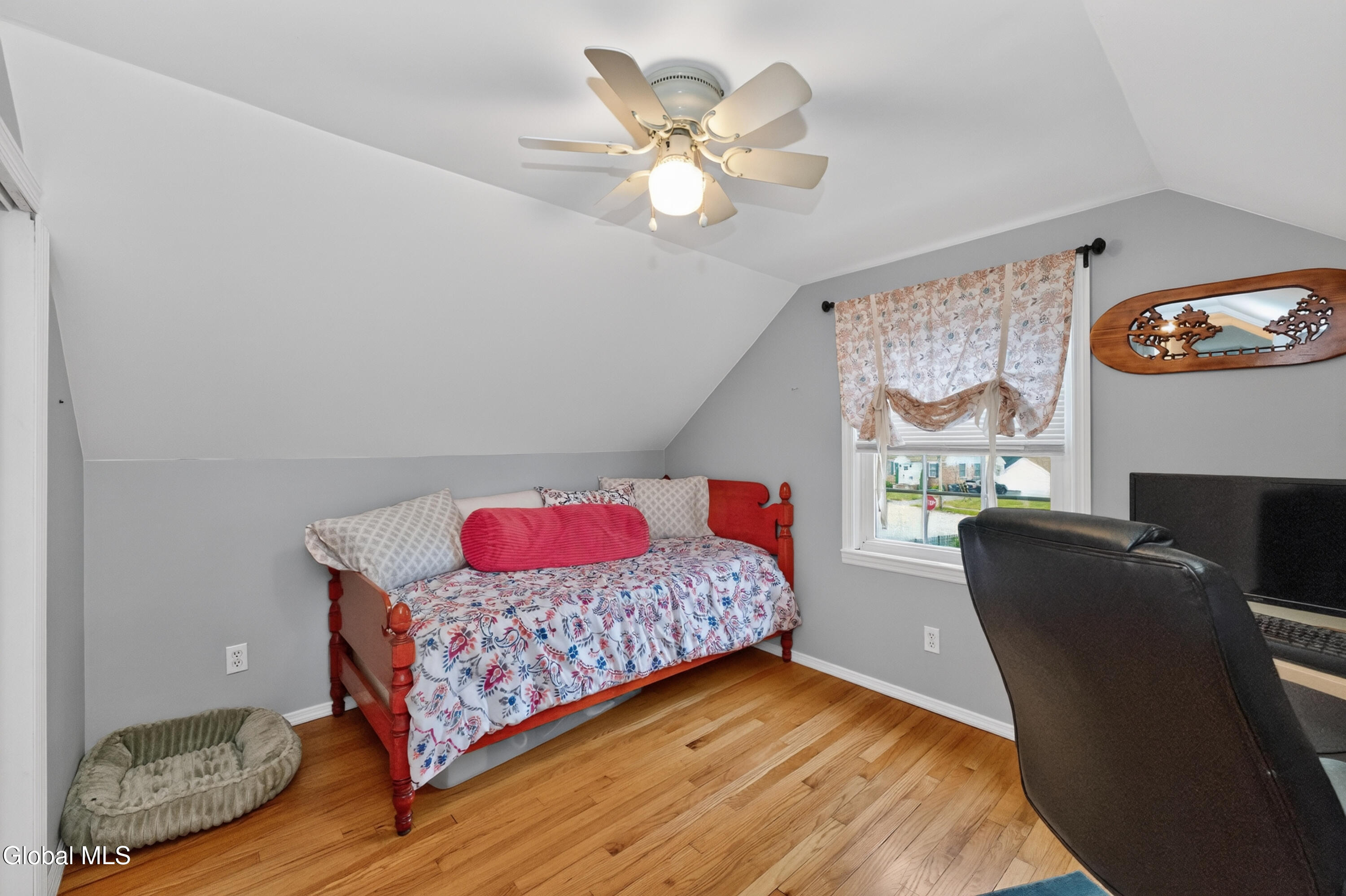 4 Eisenhower Court Colonie NY 12205