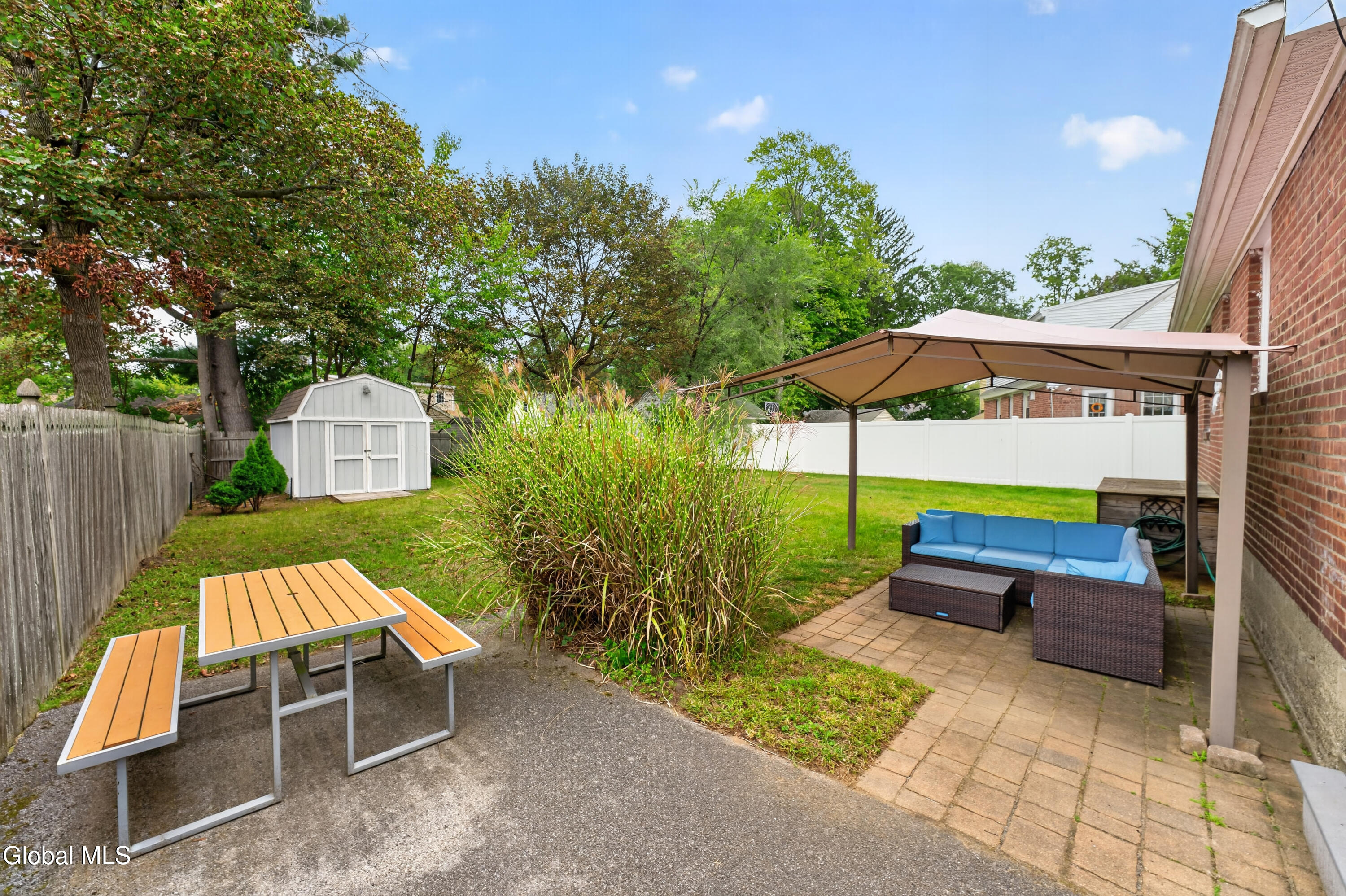 4 Eisenhower Court Colonie NY 12205