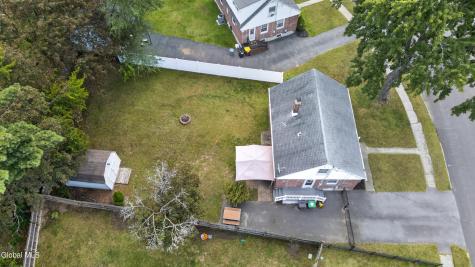 4 Eisenhower Court Colonie NY 12205