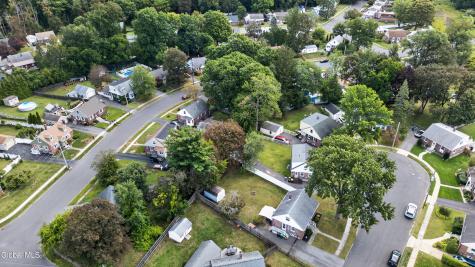 4 Eisenhower Court Colonie NY 12205