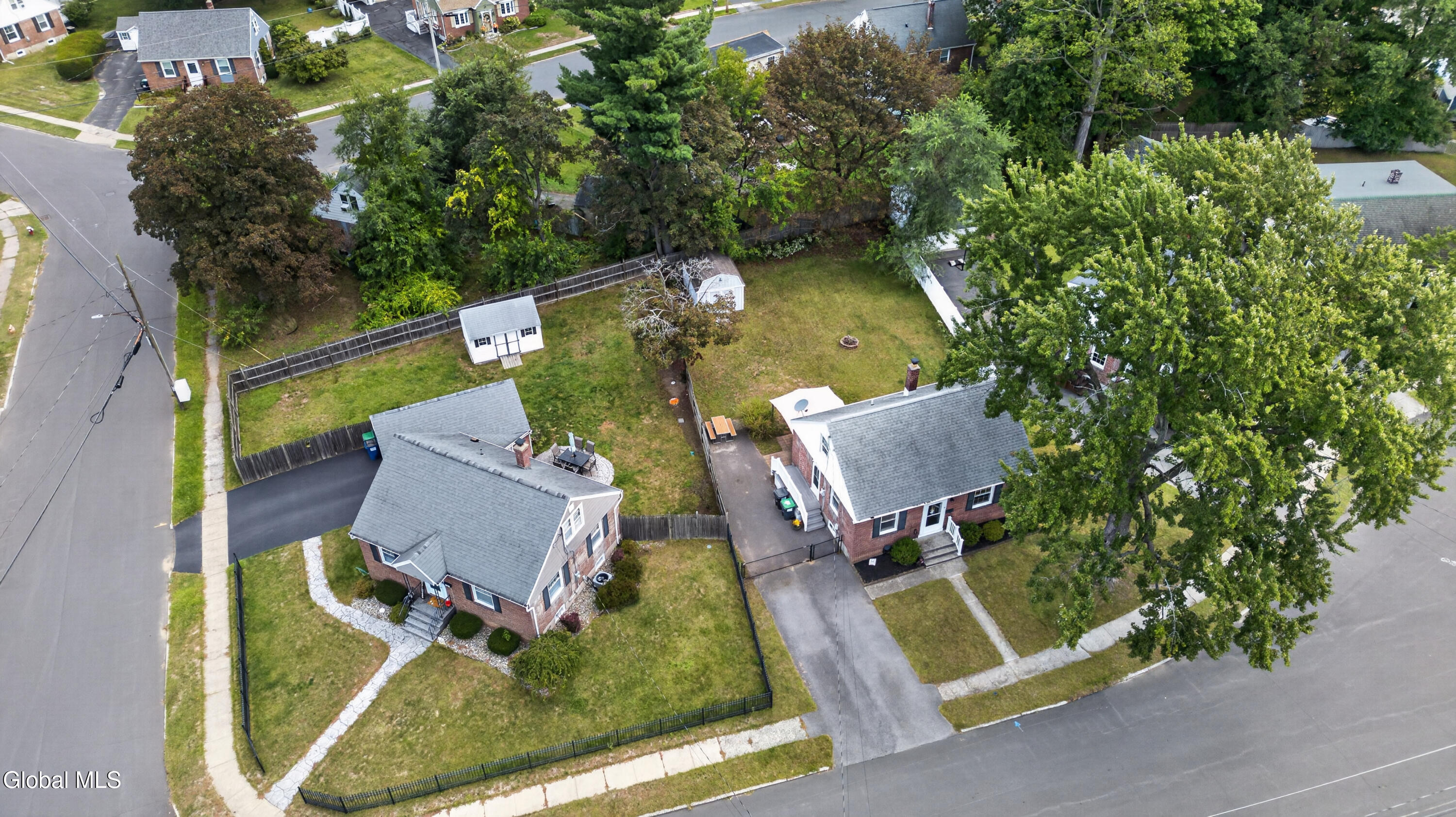 4 Eisenhower Court Colonie NY 12205