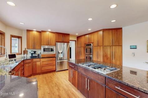 766 Waite Road Clifton Park NY 12065