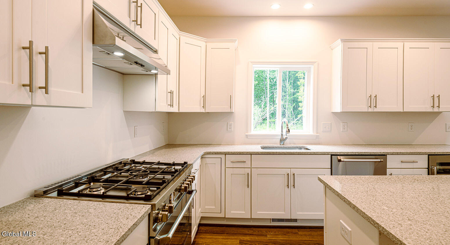 38 Heritage Way Selkirk NY 12158