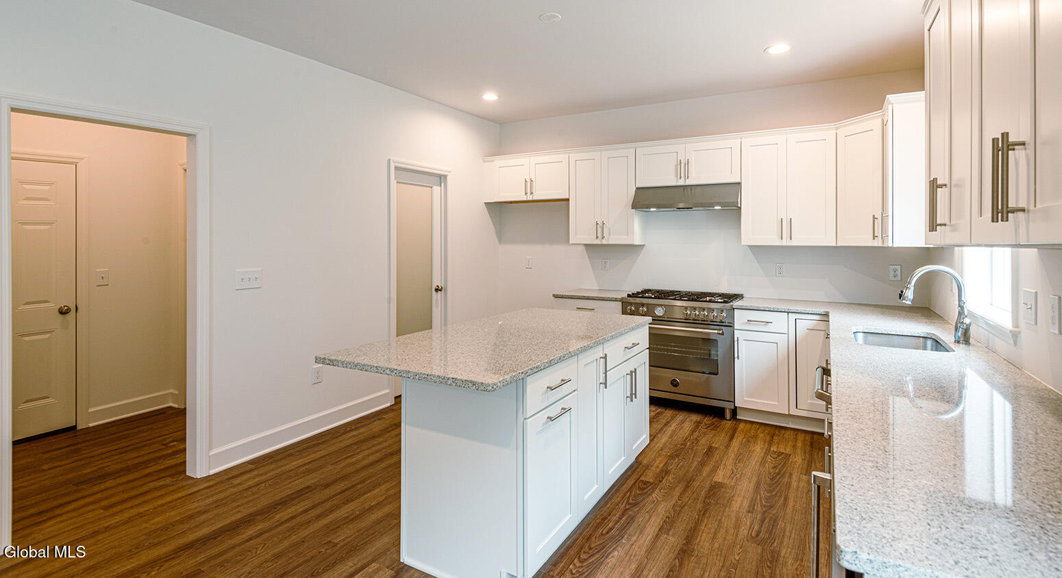 38 Heritage Way Selkirk NY 12158
