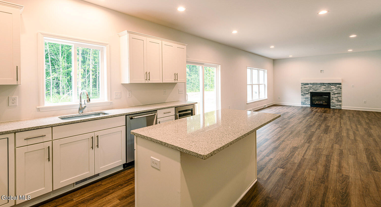 38 Heritage Way Selkirk NY 12158