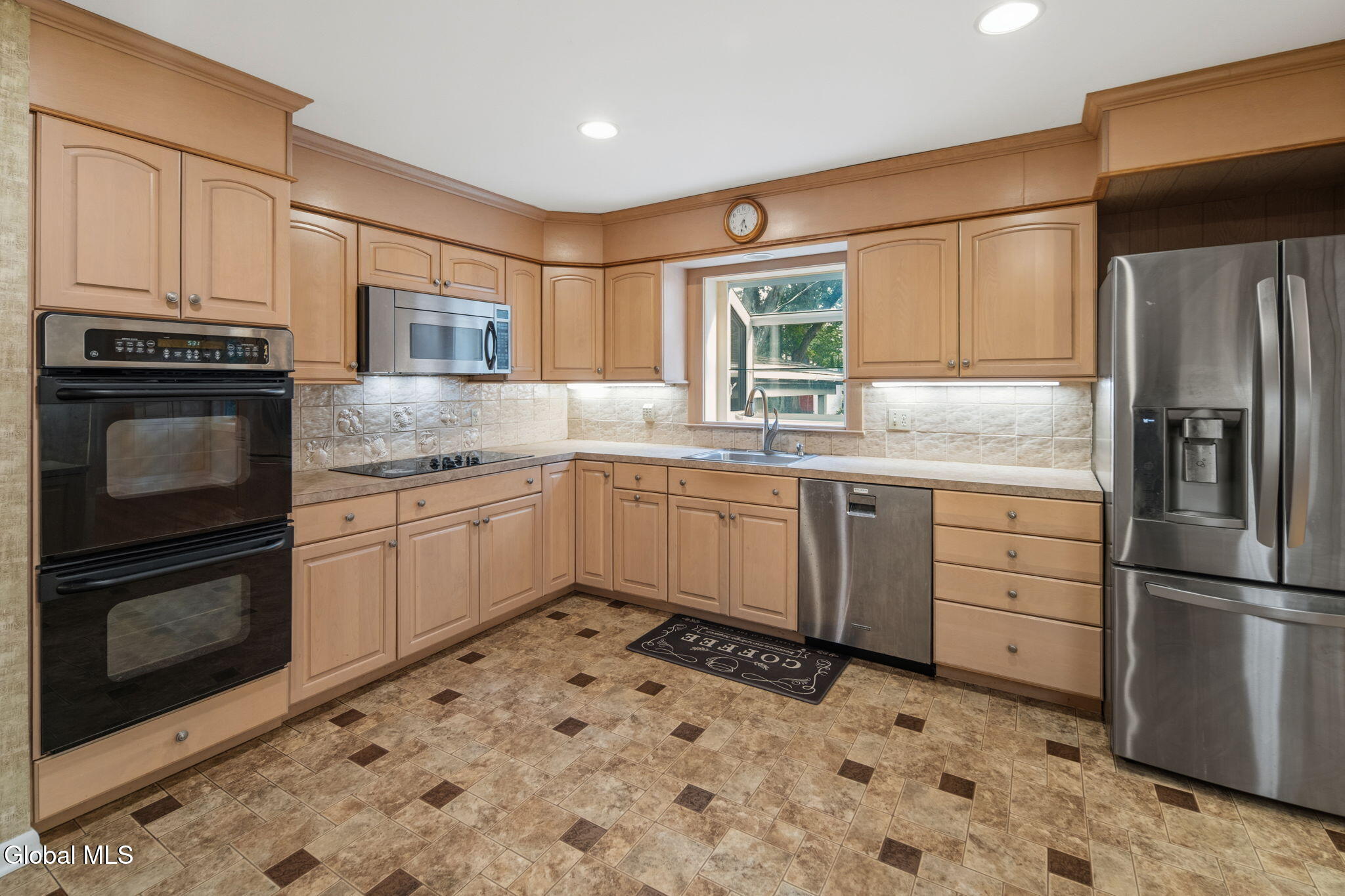 2284 Berkley Avenue Niskayuna NY 12309