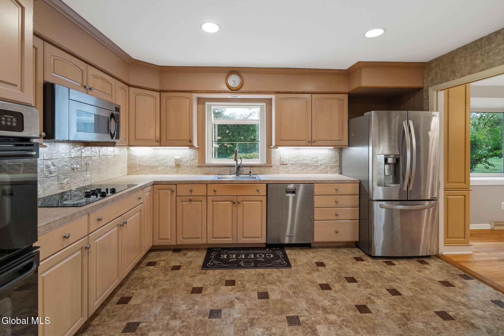 2284 Berkley Avenue Niskayuna NY 12309